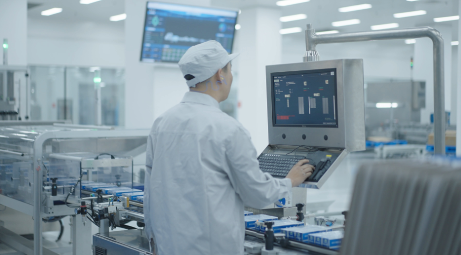 云南白藥集團打造全球首座中醫藥健康品“燈塔工廠”，引領行業數字化轉型新篇章